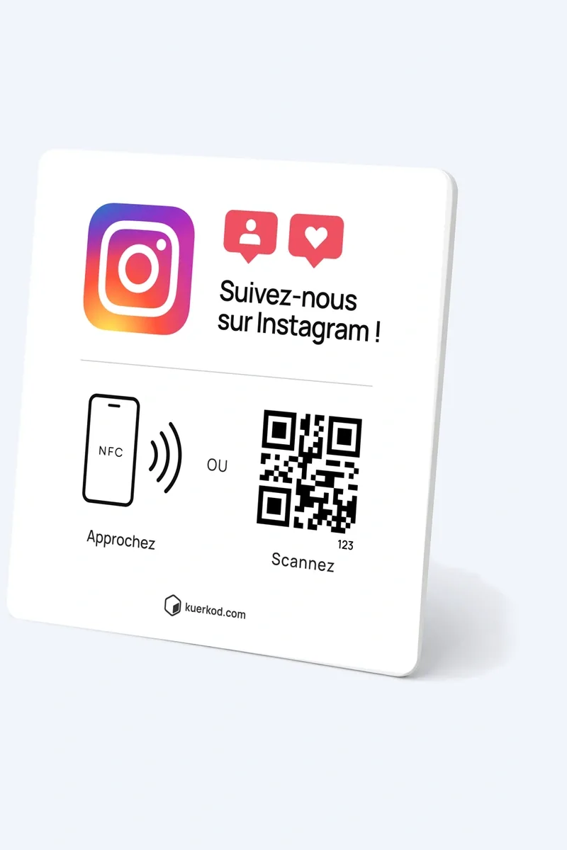 Plaque Instagram NFC/QR Kuerkod, vue de trois quarts